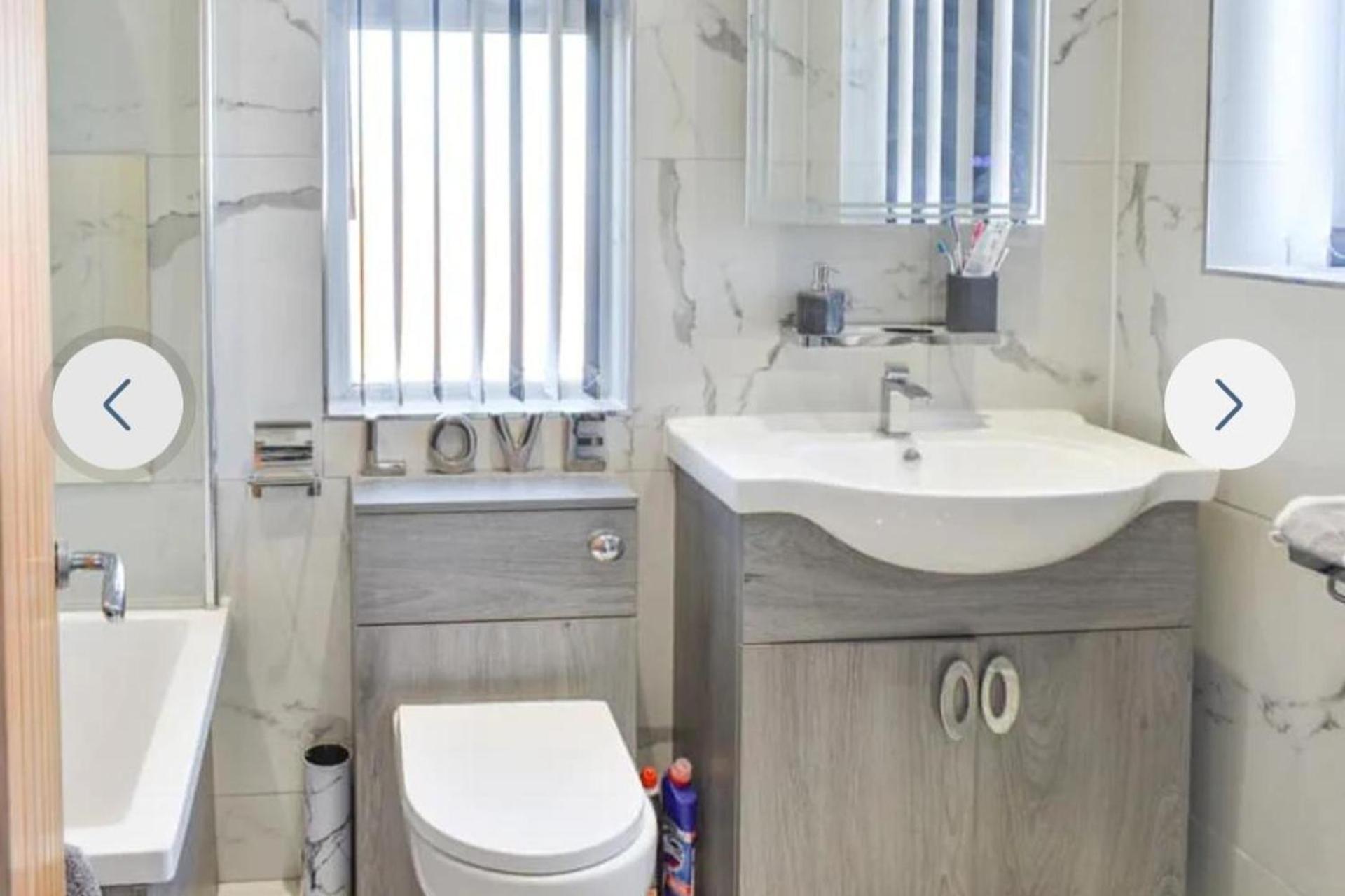 The Hawthorns Large Detached 3 Bedroom Family Home 시햄 외부 사진